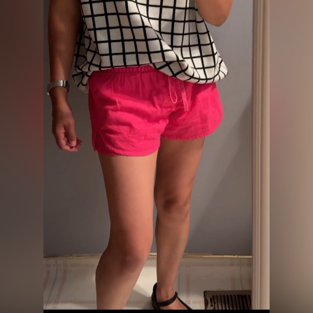 GAP LINEN 🌺 shorts used, color fuchsia